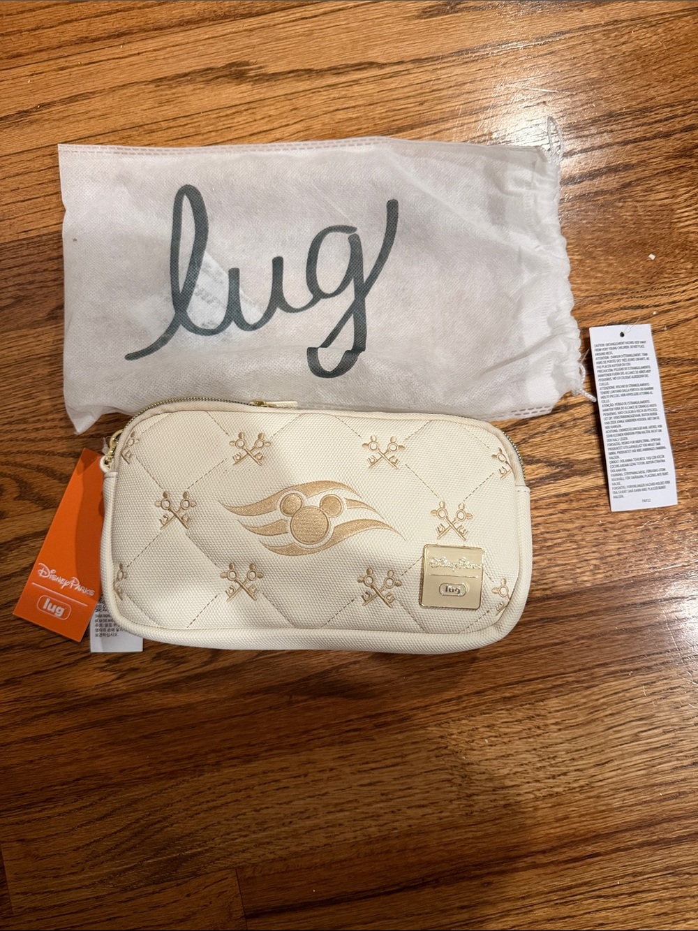 NWT Lug Cream Quilted Disney Cruise Concierge Lug Coupe XL